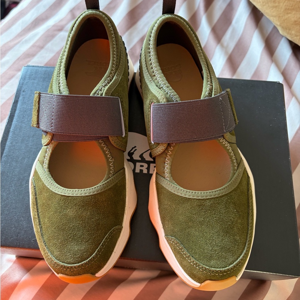 Sorel Olive Green Mary Jane Sneaker - Picture 3 of 7